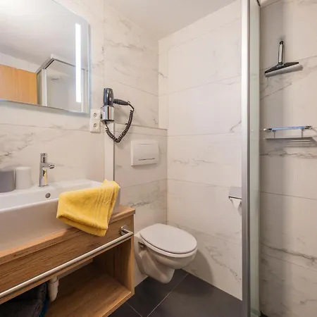 Flat With Sep Entrance On Ground Floor In Neustift Neustift im Stubaital
