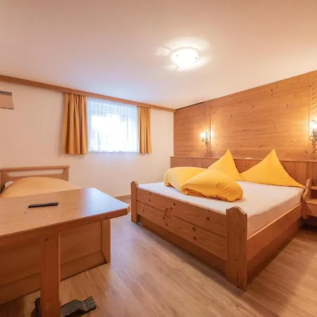 Flat With Sep Entrance On Ground Floor In Neustift