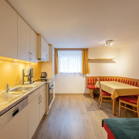 Flat With Sep Entrance On Ground Floor In Neustift *