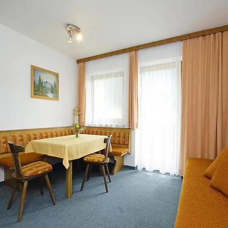 Flat With Sep Entrance On Ground Floor In Neustift *